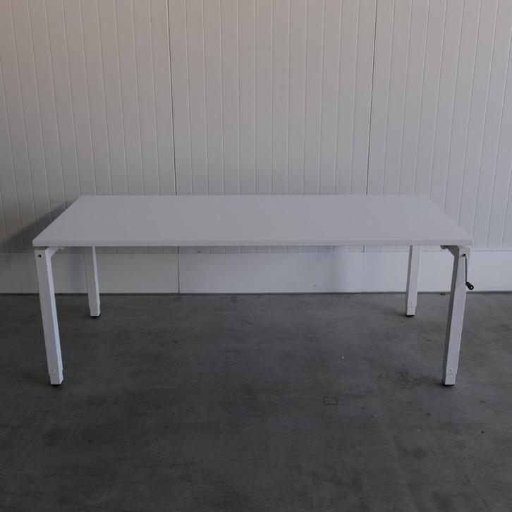 Slinger zit/zit bureau, 4-poots, 180x80cm H67|95cm Wit BR91, Huis en Inrichting, Bureaus, Gebruikt, Bureau, In hoogte verstelbaar