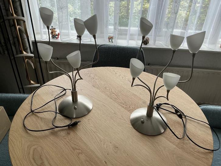2 Prachtige tafellamjes met extra kapjes, Huis en Inrichting, Lampen | Tafellampen, Gebruikt, Minder dan 50 cm, Glas, Metaal, Ophalen