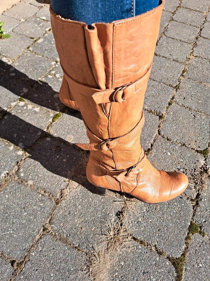 leren laarzen hoog model merk Sacha maat 38, Kleding | Dames, Schoenen, Zo goed als nieuw, Hoge laarzen, Overige kleuren, Ophalen of Verzenden