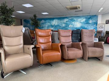 Grote voorraad stoelen relax fauteuils alle maten en kleuren beschikbaar voor biedingen