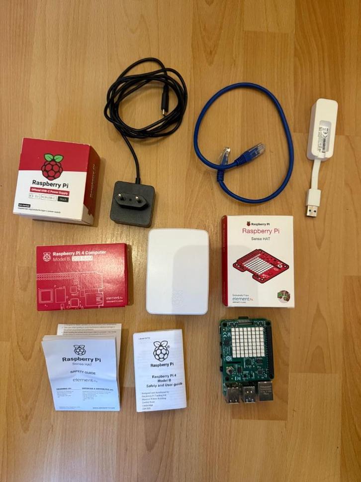 Raspberry Pi 4 Model B 2GB RAM, Hobby en Vrije tijd, Elektronica-componenten, Nieuw, Ophalen of Verzenden