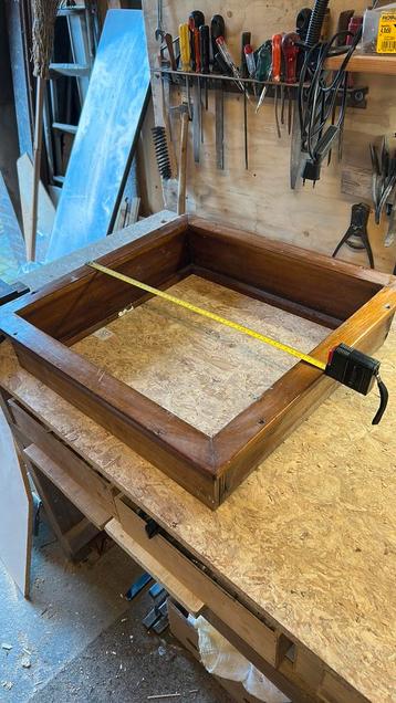 Luik betimmering mahonie beschikbaar voor biedingen