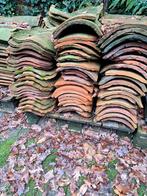 Gebruikte dakpannen en nokvorsten - rood en grijs, Doe-het-zelf en Verbouw, Dakpannen en Dakbedekking, Ophalen, Gebruikt, Steen of Klei