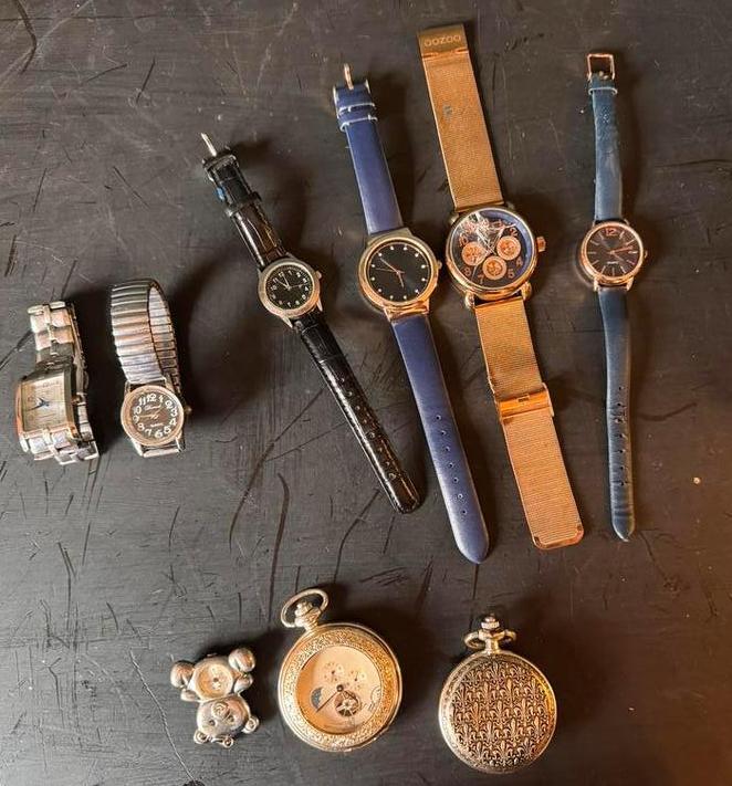 Mooie verzameling horloges en klokjes, Sieraden, Tassen en Uiterlijk, Horloges | Dames, Gebruikt, Polshorloge, Esprit, Overige materialen