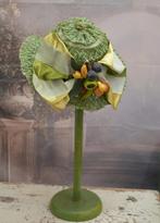SALE!!Opruiming Oud Tweedelig Set. "Uit Aletta's Tijd", Ophalen of Verzenden