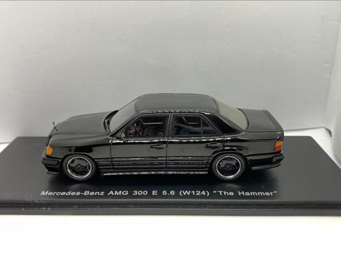 Mercedes-Benz 300E 5.6 AMG “The Hammer” W124 1986 - Spark, Hobby en Vrije tijd, Modelauto's | 1:43, Zo goed als nieuw, Auto, Overige merken