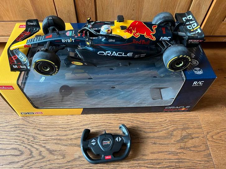 RedBull Racing F1 Modelauto Max Verstappen 1/12, Hobby en Vrije tijd, Modelbouw | Auto's en Voertuigen, Zo goed als nieuw, Auto