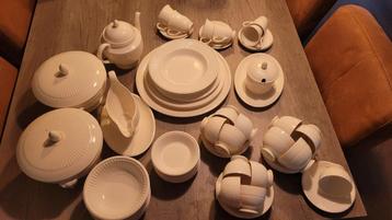 Wedgwood Edme Servies beschikbaar voor biedingen