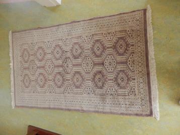 perzisch kleed beige beschikbaar voor biedingen