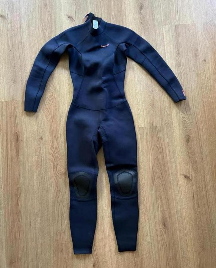 Nieuwe Dames Wetsuit - Maat S, Watersport en Boten, Watersportkleding, Nieuw, Wetsuit, Dame, Ophalen of Verzenden