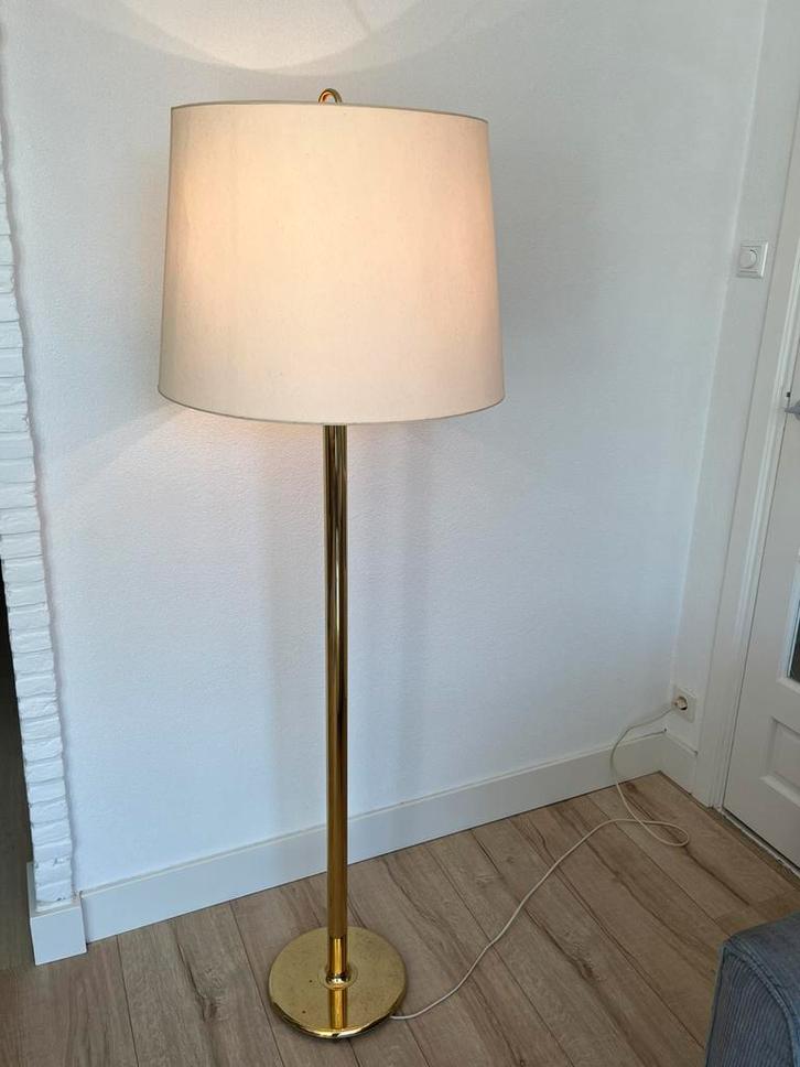 Vintage messing Wila vloerlamp model A3909, Huis en Inrichting, Lampen | Vloerlampen, Gebruikt, 150 tot 200 cm, Metaal, Stof, Ophalen
