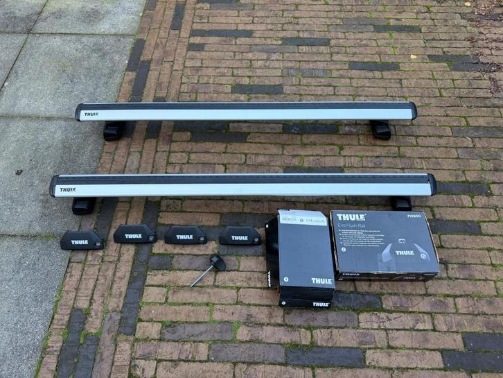 Thule Wingbar Evo dakdragers VW Passat B8 bouwjaar 15 - 24, Auto diversen, Dakdragers, Zo goed als nieuw, Ophalen