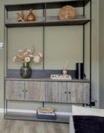 Wandmeubel. Henri. Goossens, Ophalen, Zo goed als nieuw, 25 tot 50 cm, 200 cm of meer