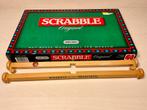Scrabble met draaitafel in nette staat, Hobby en Vrije tijd, Gezelschapsspellen | Bordspellen, Ophalen of Verzenden