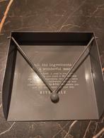 Riverdale Servethouder Grijs, Overige materialen, Schaal, Vierkant, Nieuw