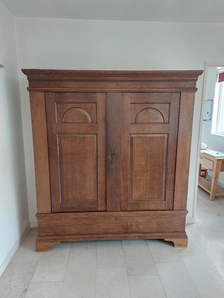 Eikenhouten kast met 4 planken - 195x172x50cm, Antiek en Kunst, Antiek | Meubels | Kasten, Ophalen