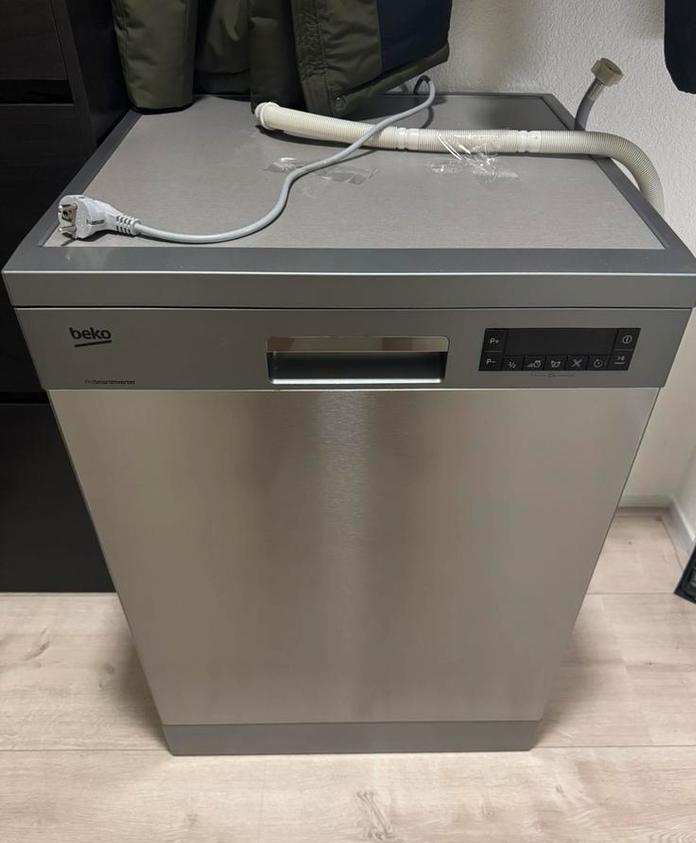 Beko Vaatwasser nog Nieuw 3jr oud (defect), Witgoed en Apparatuur, Vaatwasmachines, Zo goed als nieuw, Minder dan 85 cm, Ophalen of Verzenden