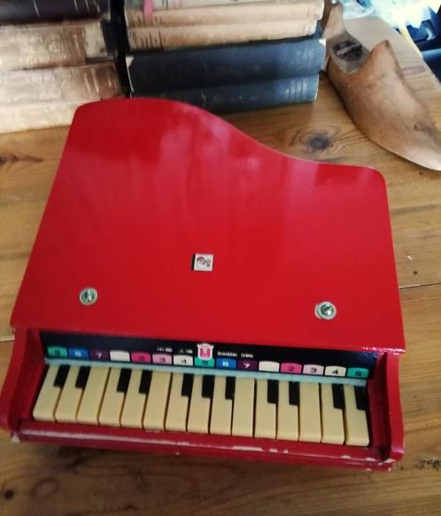 Jaren '60 houten baby piano in originele doos werkzaam, Antiek en Kunst, Curiosa en Brocante, Ophalen of Verzenden