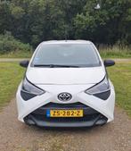 Toyota Aygo 1.0 Vvt-i 72pk 5D 2019 Wit, Auto's, Voorwielaandrijving, 4 stoelen, Wit, Origineel Nederlands