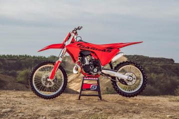 GASGAS cross en enduro motoren 2024-2025  NIEUW opruiming beschikbaar voor biedingen