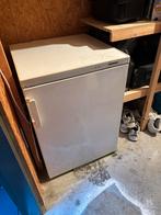 Gratis koelkast, Witgoed en Apparatuur, Koelkasten en IJskasten, Minder dan 75 liter, Ophalen, Gebruikt, Zonder vriesvak