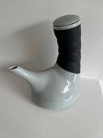 NICOLAÏ CARELS. —  IL LITRO. —  THEEPOT.  —. 2000., Ophalen of Verzenden