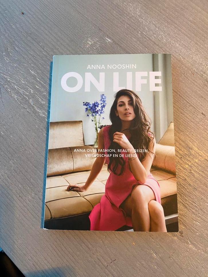 Anna Nooshin - On life, Boeken, Mode, Zo goed als nieuw, Mode algemeen, Ophalen of Verzenden