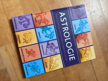 Astrologieboek beschikbaar voor biedingen