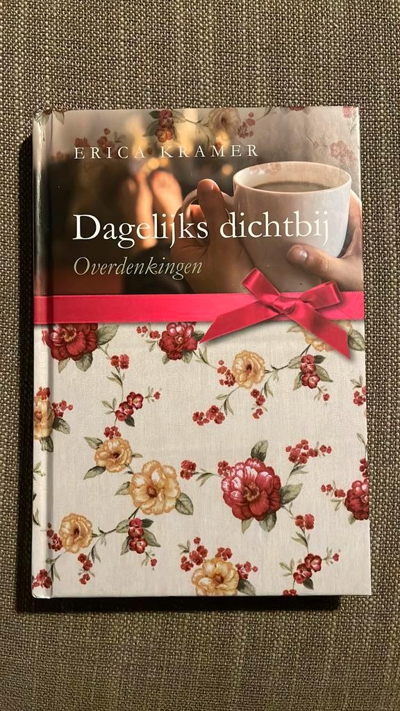 Erica Kramer - Dagelijks dichtbij, Boeken, Godsdienst en Theologie, Zo goed als nieuw, Ophalen of Verzenden