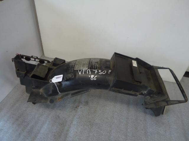 VFR750 1986 - 1989 Honda Batterijbak D1-11163, Motoren, Accessoires | Overige
