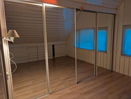 Schuifdeuren kast, met achterbouwe, Huis en Inrichting, Kasten | Kledingkasten, Zo goed als nieuw, 200 cm of meer, Ophalen