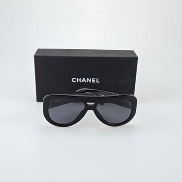 Chanel Pilot Sunglasses 5423-B Zwart beschikbaar voor biedingen