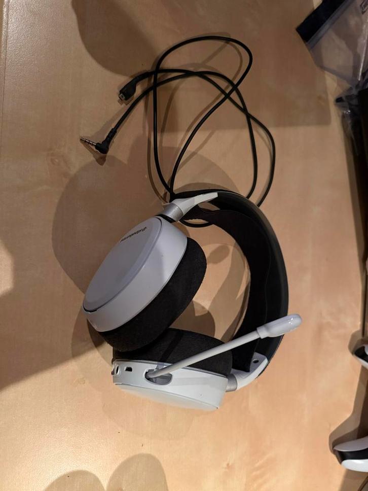 SteelSeries Arctis 3 Gaming Headset - Wit, Computers en Software, Headsets, Gebruikt, Over-ear, Bedraad, Gaming headset, Ophalen of Verzenden