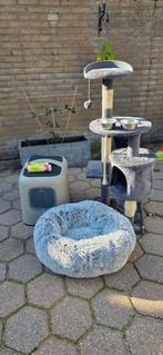 Kattenset: krabpaal, kattenbak en warm bed, Ophalen