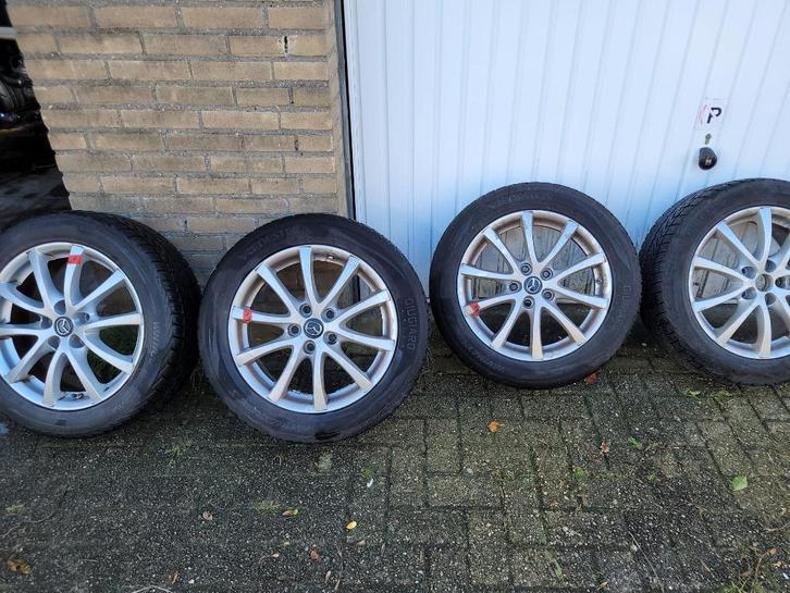 Vredestein Wintrac Extreme op 17 Inch  Mazda Velgen 114.3, Auto-onderdelen, Banden en Velgen, Banden en Velgen, Winterbanden, 16 inch