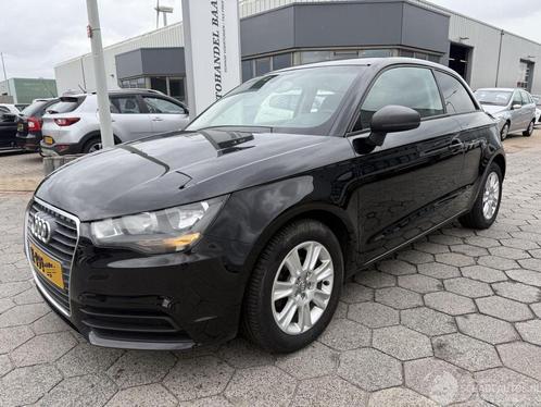 Audi A1 1.2 TFSI Attraction (bj 2011), Auto diversen, Schadeauto's, Audi, Handgeschakeld, Benzine, Stationwagon, Zwart