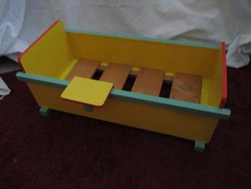 ADO Ko Verzuu Poppenbed beschikbaar voor biedingen