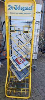 Krantenstandaard, Antiek en Kunst, Ophalen