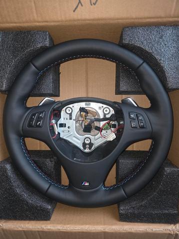 Nieuw M Stuur BMW E9x LCI E90 E91 E92 E93  met Flippers beschikbaar voor biedingen