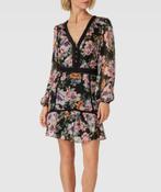 GUESS Elana aparte bloemen jurk zwart mt. 42, Zwart, Maat 42/44 (L), Ophalen of Verzenden, Zo goed als nieuw