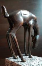 Art Deco bronzen beeld ree,gazelle op marmeren sokkel, Brons, Antiek en Kunst, Antiek | Koper en Brons, Ophalen of Verzenden, Brons