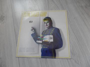 Frank Boeijen Groep - 1001 Hotel LP beschikbaar voor biedingen