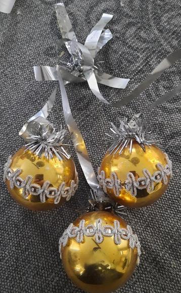 vintage ballentros / kerst decoratie van glas beschikbaar voor biedingen