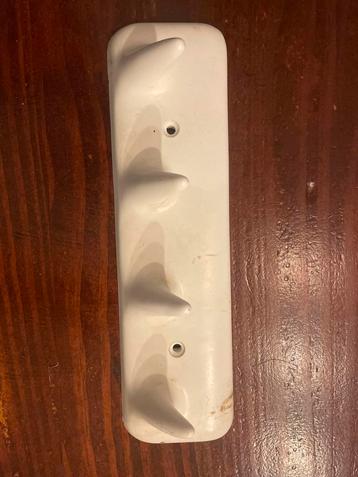 Wandkapstok met 3 haken - oud Italiaans beschikbaar voor biedingen