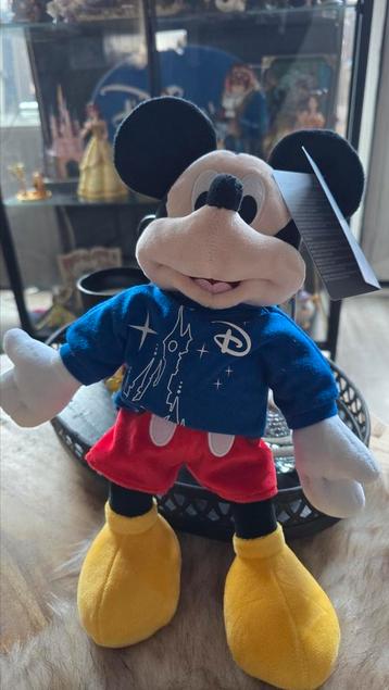 Orginele Mickey Mouse knuffel uit Disneyland Parijs beschikbaar voor biedingen