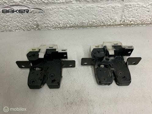 Slotmechanisme achterklep Renault Megane II 03-'09, Auto-onderdelen, Klein materiaal, Renault, Gebruikt, Ophalen of Verzenden