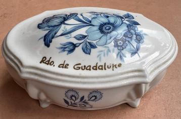 Mooi vintage schaaltje beschikbaar voor biedingen