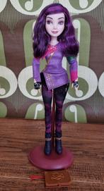 Disney prinses Barbie Descendants Mal, Ophalen of Verzenden, Zo goed als nieuw, Pop