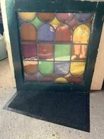 Twee stuks prachtige raampjes  met antiek glas, Ophalen