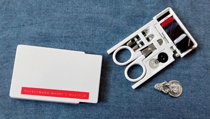 Reissetje naaiassortiment - noodsetje naaigerei - naai-reiss, Hobby en Vrije tijd, Naaien en Fournituren, Zo goed als nieuw, Overige typen